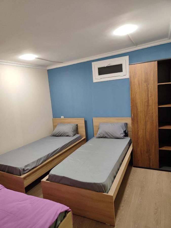 Guest House In The Small Center Erevan Exterior foto